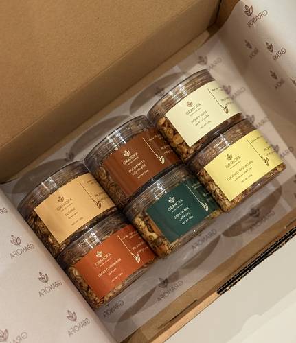 صندوق 6 علب صغيرة 130g من إختيارك
