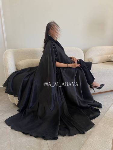 عبايه (ديلارا) قصه كيب قماش اورجنزا + شيفون بأكمام شك يدوي 