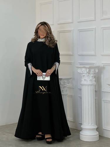جلابيه من قماش الكريب الفاخر شك يدوي كريستال سواروفسكي
