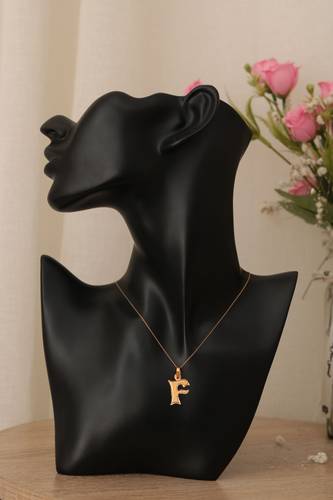 سلسال وتعليقه حرف ( F ) عيار 21