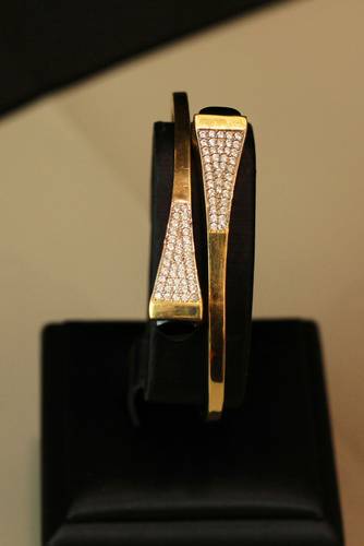 سواره ذهب عيار 18