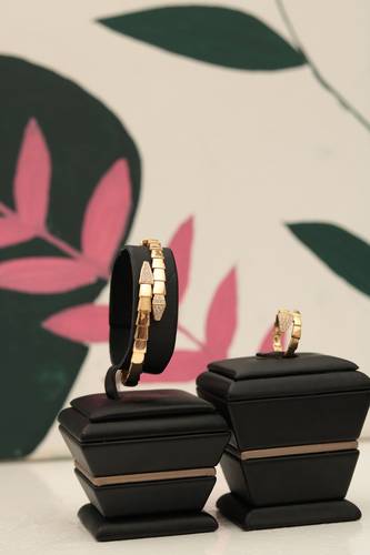 Gold bracelet with ring - 18k
