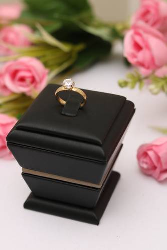 خاتم ذهب عيار 18