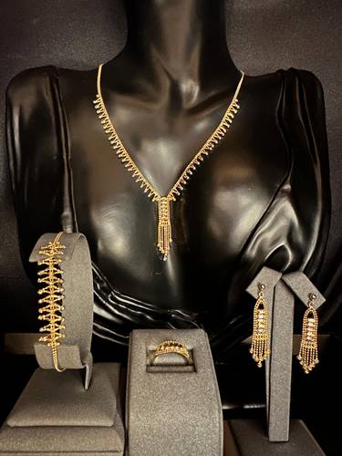  Set of Gold – 18K