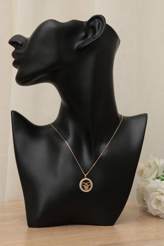 Gold chain and pendant - 18k