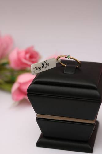 خاتم ذهب عيار 18