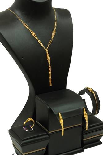 طقم ذهب عيار 21