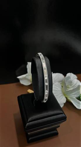 سواره ذهب عيار 18