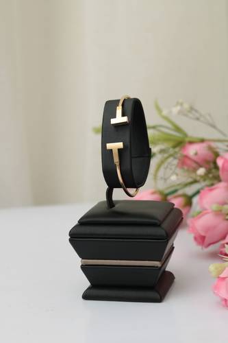 سواره ذهب عيار 18