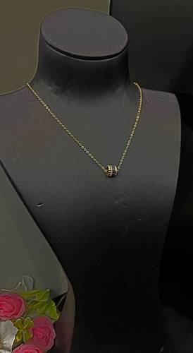 سلسال وتعليقة ذهب عيار 18