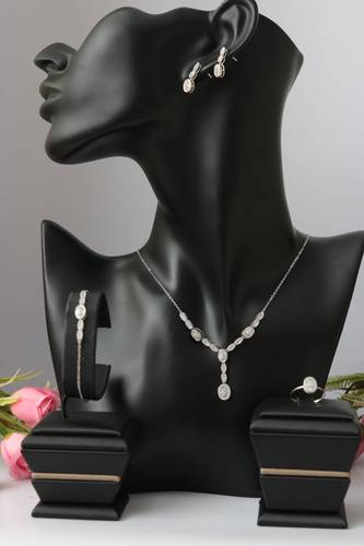 Gold set - white - 18K