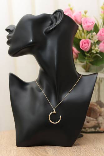 Gold chain and pendant - 18K