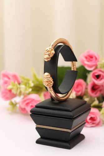 سواره ذهب عيار 21