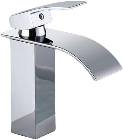 شلال عريض قصير فضي