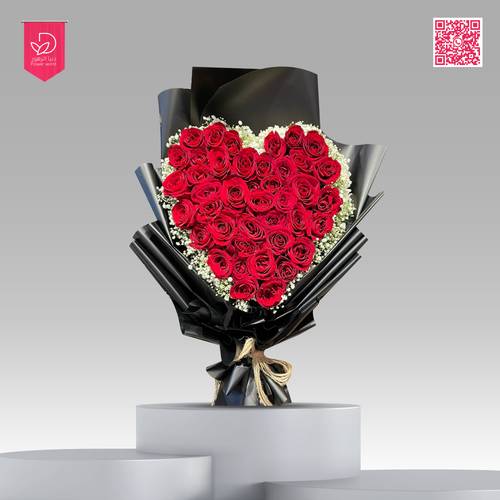 باقة ورد احمر شكل قلب R111 