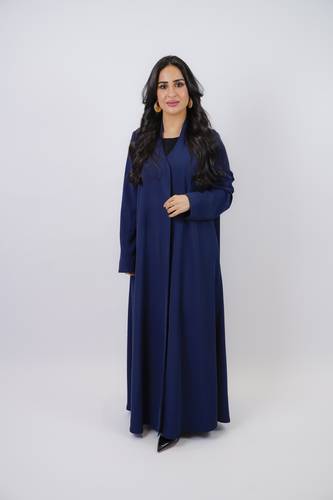   سيدة الأعمال
