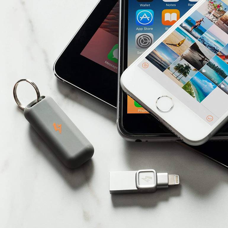 فلاش USB للايفون من كينجستون BOLT
