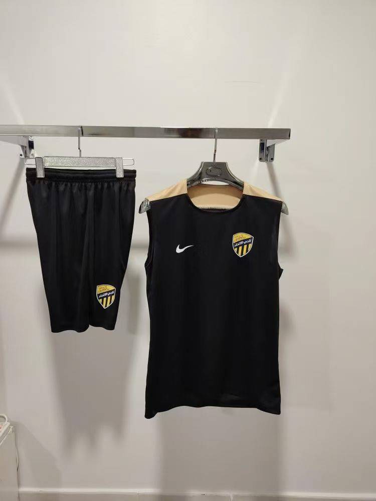 طقم تدريبات الاتحاد 24/25