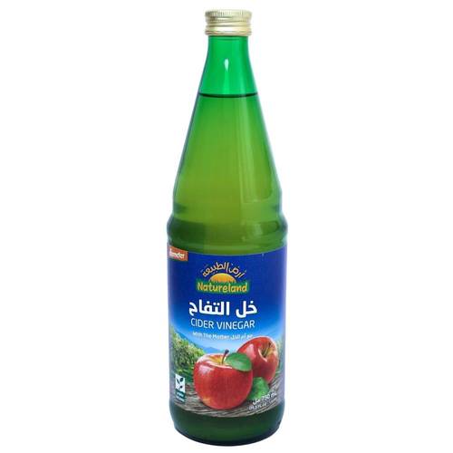 خل تفاح مع ام الخل أرض الطبيعة
