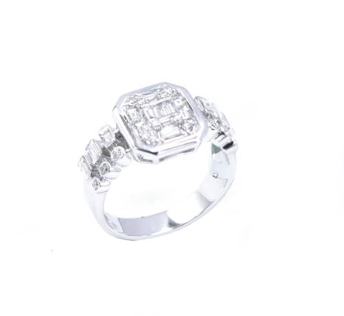 VS Diamond Ring