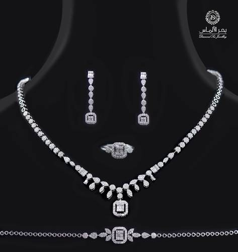 Diamond set