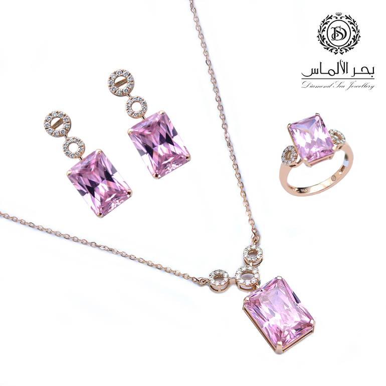 نص طقم ألماس 