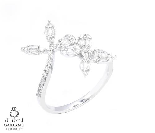 Diamond ring from the crown collection