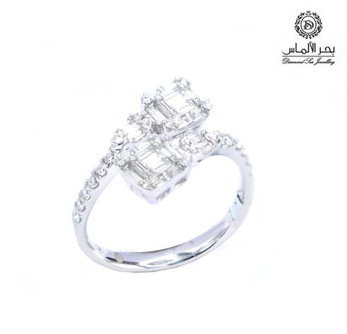 VS Diamond Ring