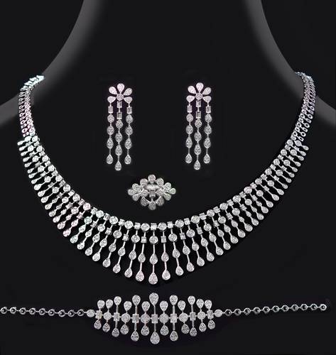 Diamond set