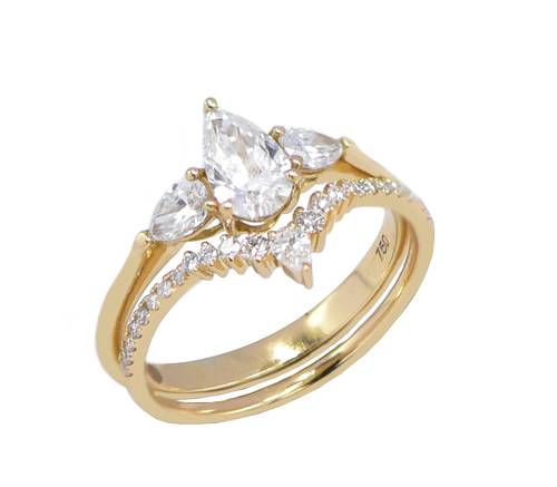 توينز سولتير ألماس PEAR CUT SI D