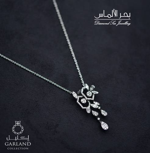 Diamond necklace from the crown collection