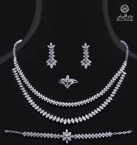 Diamond set
