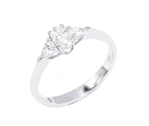 خاتم سولتير ألماس OVAL CUT SI D