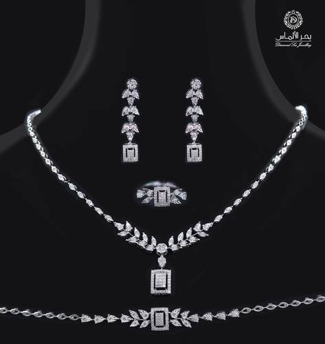 Diamond set