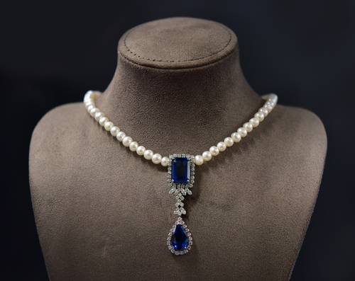 Natural diamond,synthetic stone and cultured pearl necklace