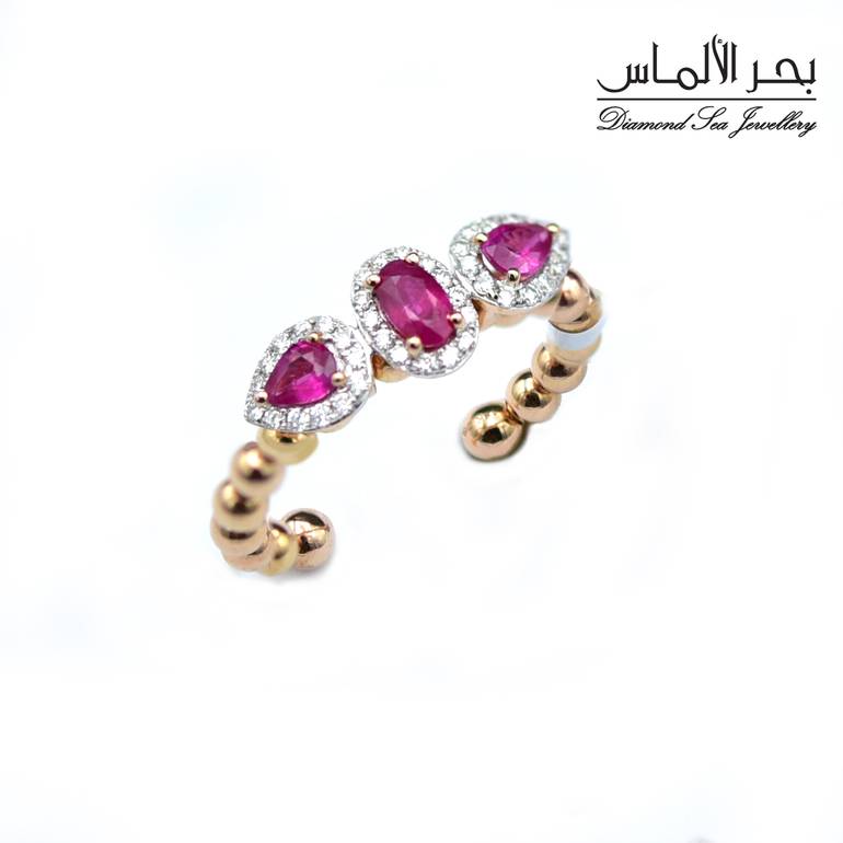 خاتم ألماس وحجر الياقوت 