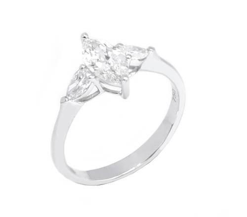 خاتم سولتير ألماس    VVS D Marquise cut