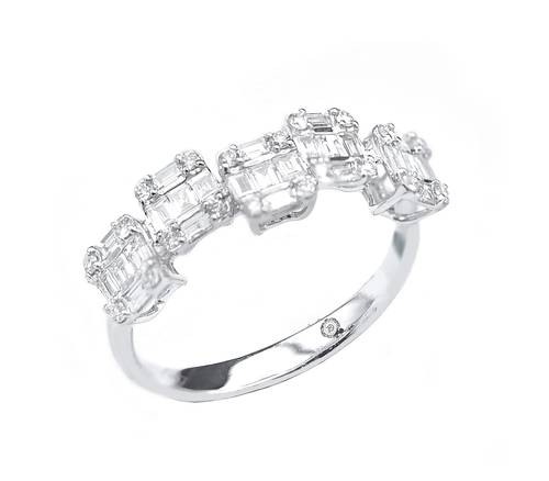 VS Diamond Ring