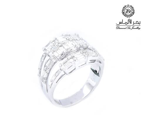 VS Diamond Ring