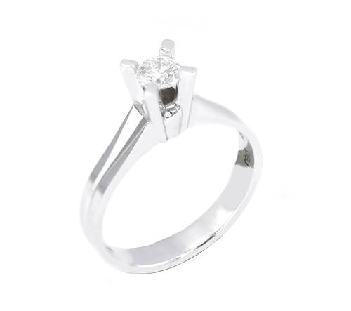 Diamond solitaire ring