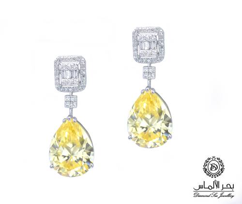 Natural diamond and yellow stone earring