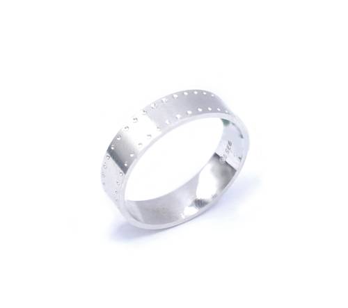 Men's silver ring size 7 US