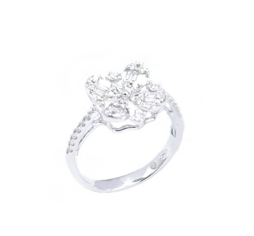 VS Diamond Ring