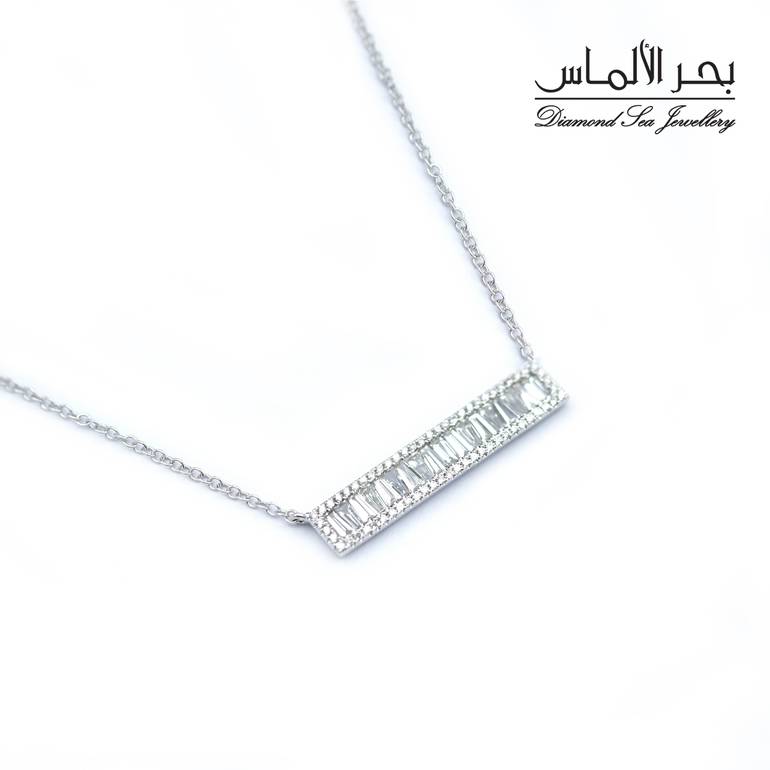 عقد ألماس 