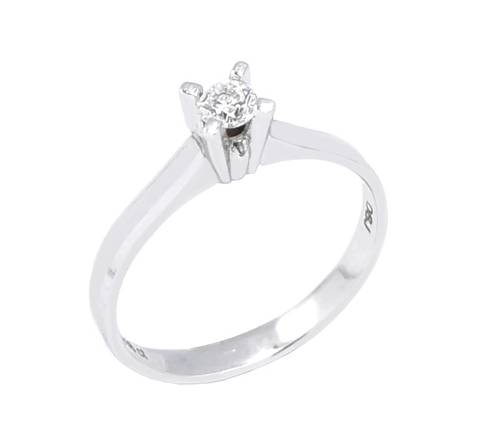 Diamond solitaire ring