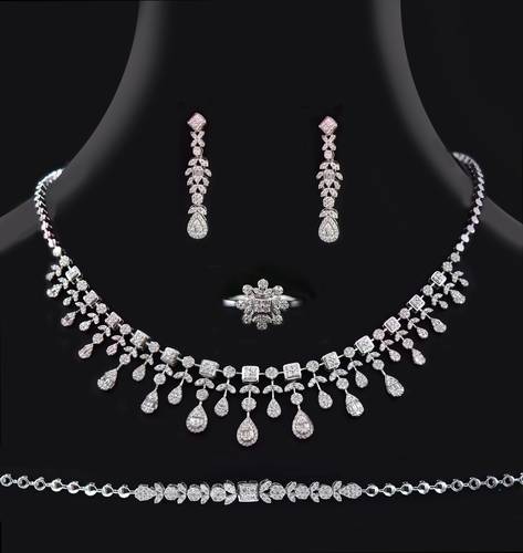 Diamond set