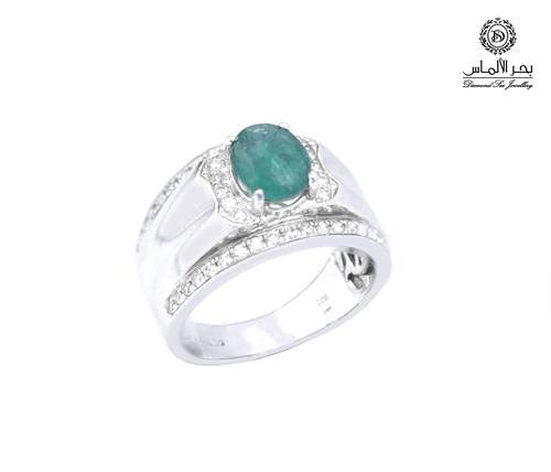 Men's silver ring with emerald stone and diamonds
