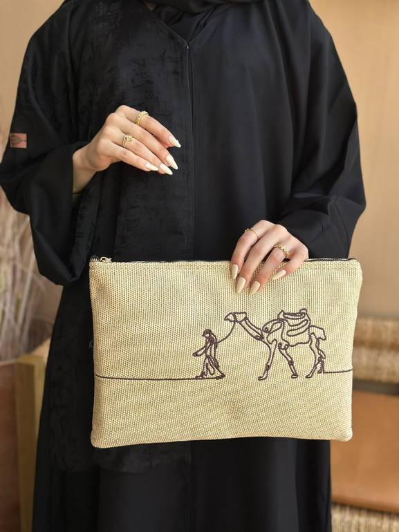  باوتش الجمل  