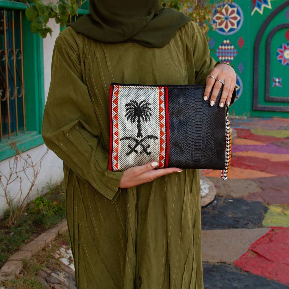 باوتش بايثون مع سدو سيفين ونخلة