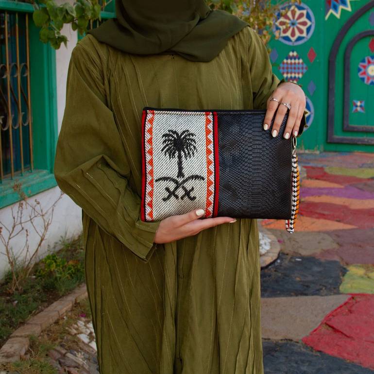 باوتش بايثون مع سدو سيفين ونخلة